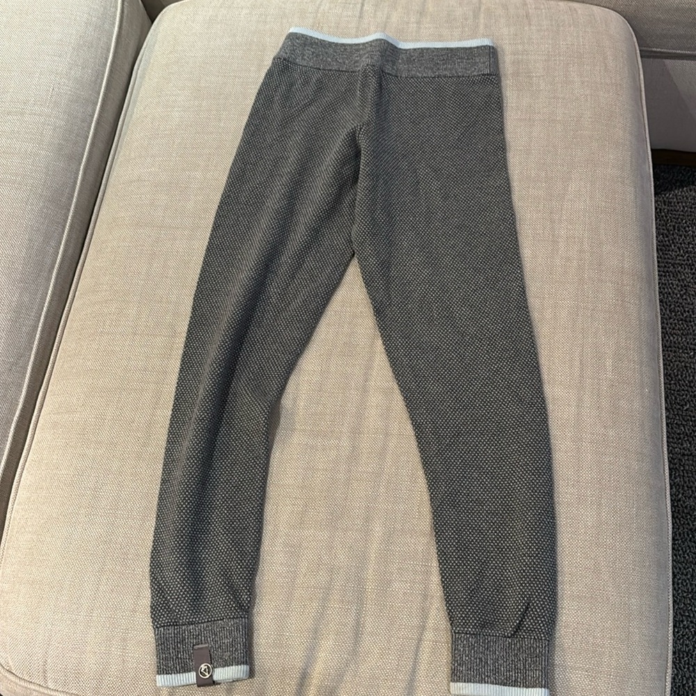 Ivivva Grey Leggings